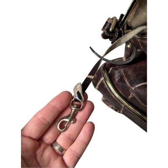 Dooney & Bourke Dillen Croc Embossed Brown Large Tote Bag Tote Shoulder Bag - Picture 12 of 15